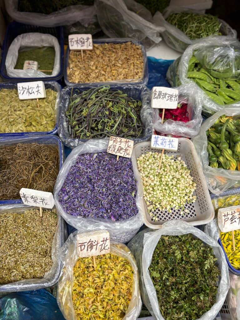 Yunnan herbs and flowers market